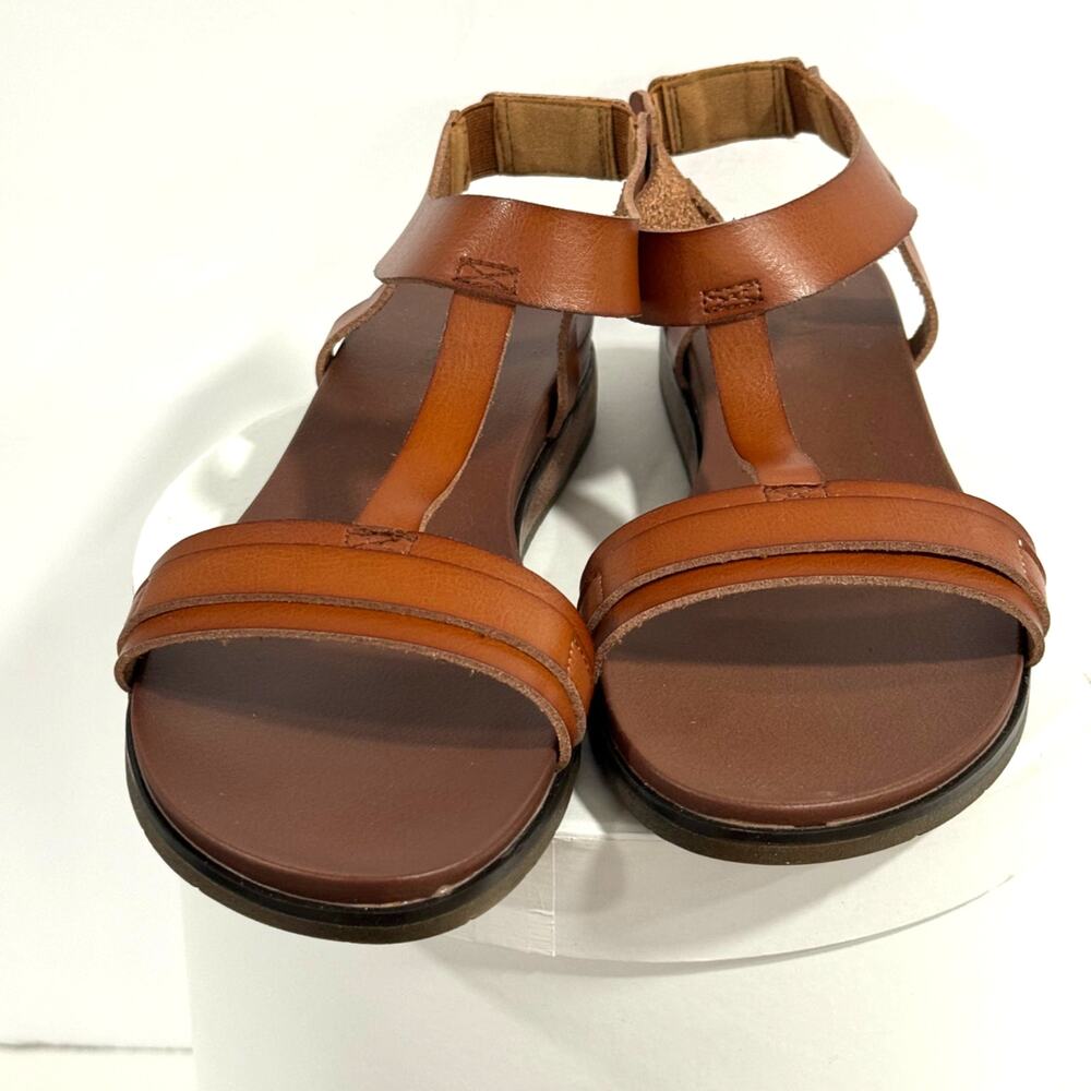 Lauren Blakwell Olivia Camel T Strap Flat Sandals Comfort Casual Womens 9 Medium